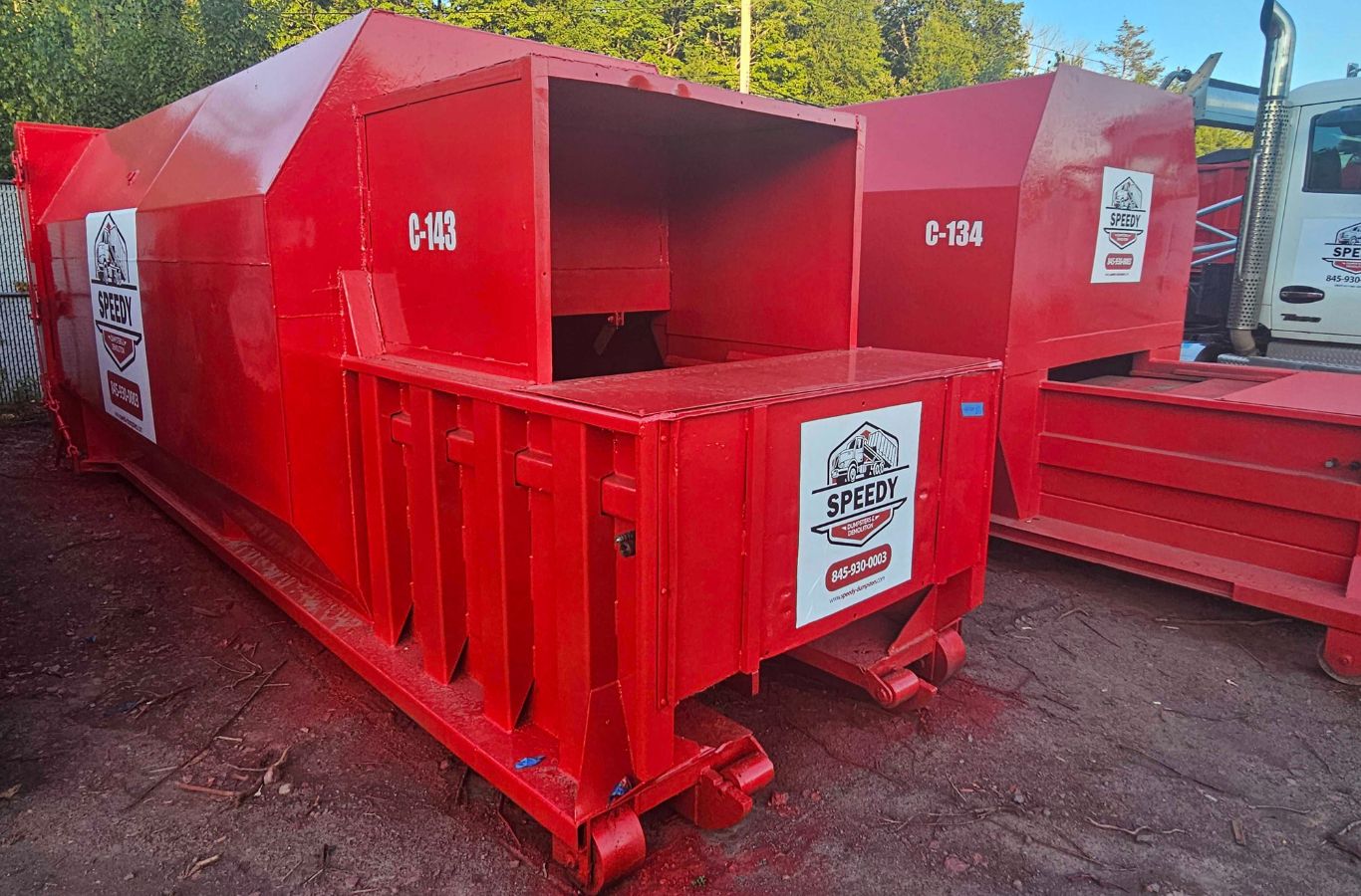 Twenty yard dumpster rental Speedy Dumpsters